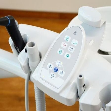 Detailaufnahme Werkzeuge Behandlungsstuhl